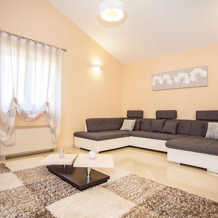 House Brigita 1762 Villa Poreč Buitenkant foto